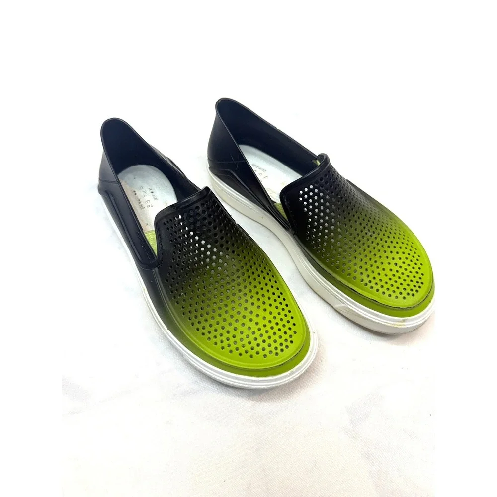 CROCS $59 Youth Boys 1 Black Neon Waterproof Citilane Roka Slip On Sneakers